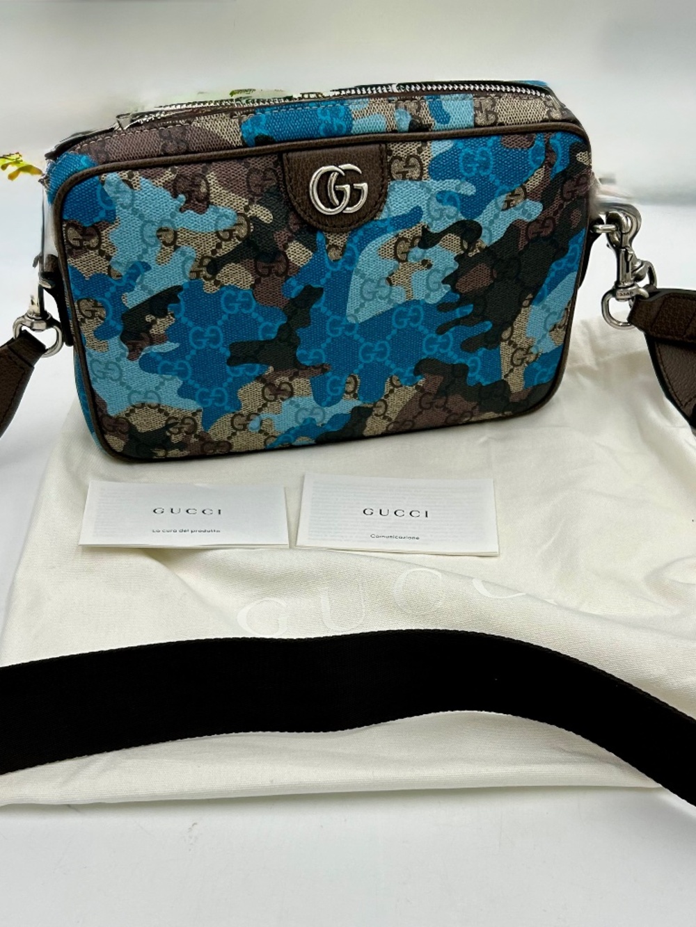 Unisex Gucci GG Crossbody Bag.